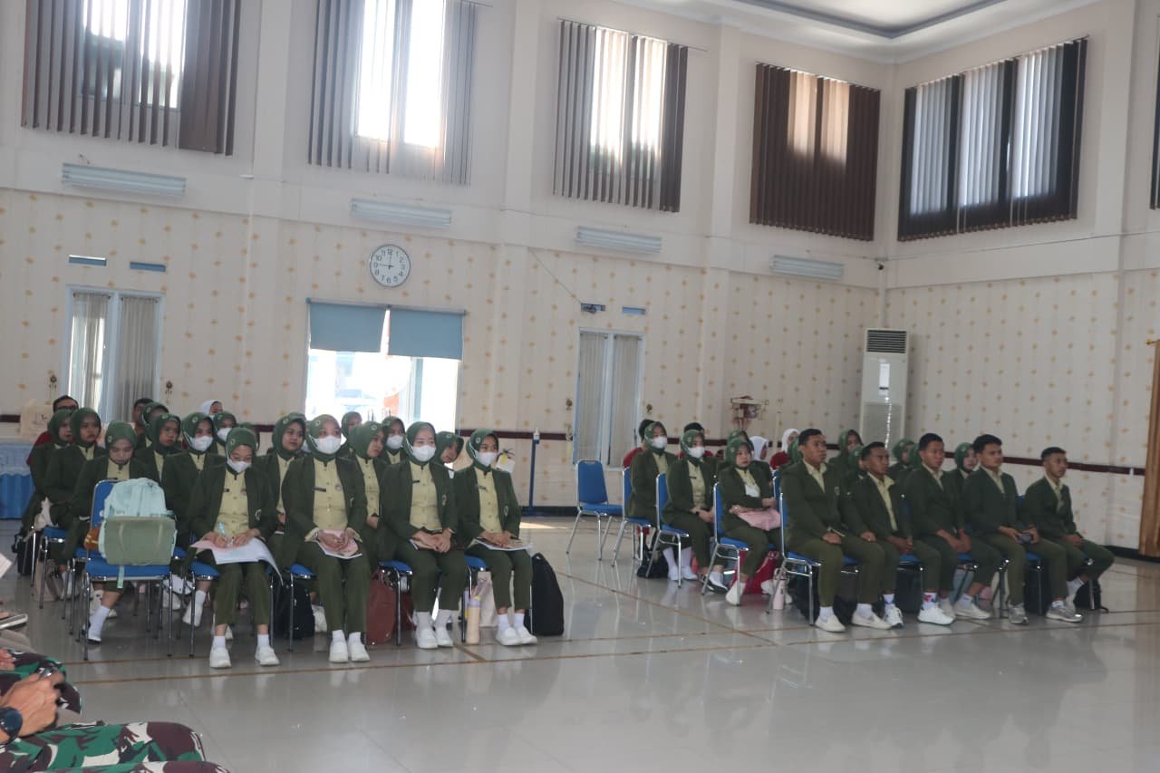 ORIENTASI MAHASISWA MAGANG STIKEP PPNI & IIK PELAMONIA MAKASSAR DI RSAU dr. M. SALAMUN